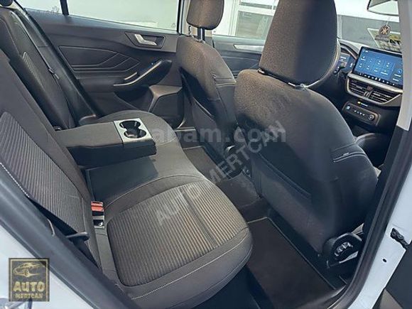 HATASIZ BOYASIZ 2025 ÇIKIŞLI 1.5 ECOBLUE TİTANİUM X KM 35 BİNDE