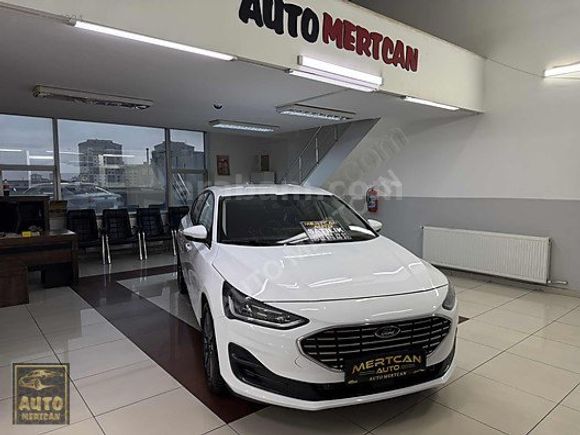 HATASIZ BOYASIZ 2025 ÇIKIŞLI 1.5 ECOBLUE TİTANİUM X KM 35 BİNDE