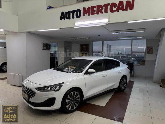 HATASIZ BOYASIZ 2025 ÇIKIŞLI 1.5 ECOBLUE TİTANİUM X KM 34 BİNDE