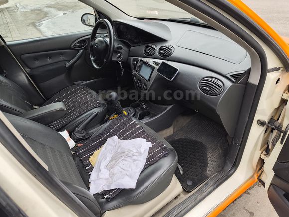 Sahibinden Ford Focus 1.6 Comfort 2003 Model