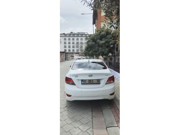 Sahibinden Hyundai Accent Blue 1.6 CRDI Mode 2014 Model