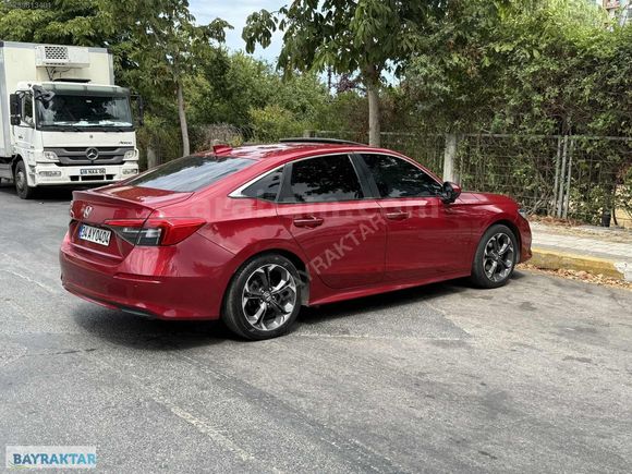 108.000 Km Lansman Renk Eco Executive Plus Civic