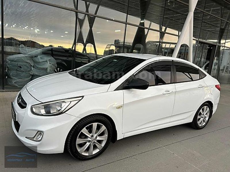 2015 HYUNDAİ ACCENT BLUE*DİZEL+OTOMATİK*1.6 CRDİ 136 HP*BAKIMLI