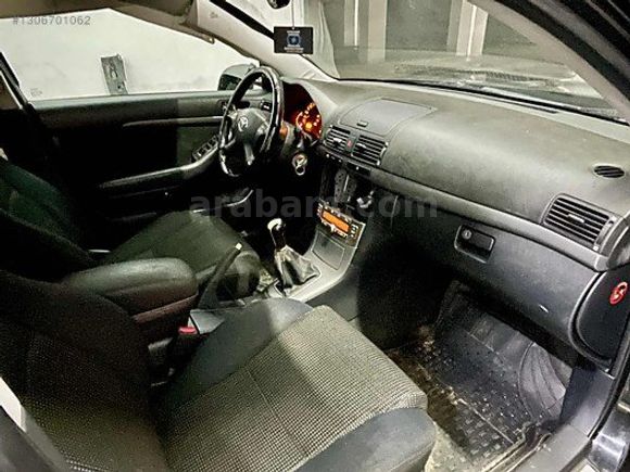 ÇALIŞIR YÜRÜR DURUMDA TOYOTA AVENSİS