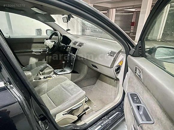 ÇALIŞIR YÜRÜR DURUMDA VOLVO V50