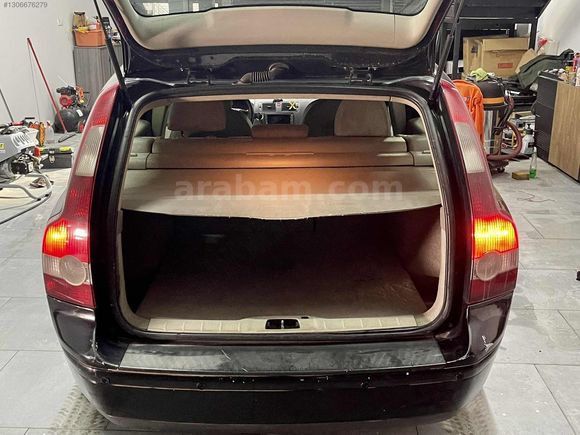 ÇALIŞIR YÜRÜR DURUMDA VOLVO V50