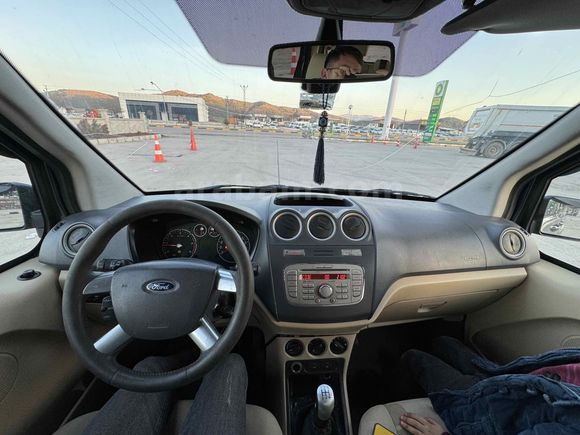 Galeriden Ford Tourneo Connect 110PS 2012 Model Gaziantep