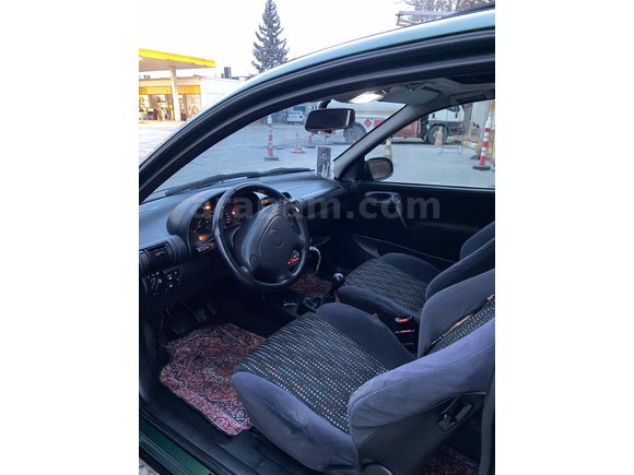 Opel Corsa 1.6 GSi   WAUXHALL SADECE DEĞERİNİ BİLENE