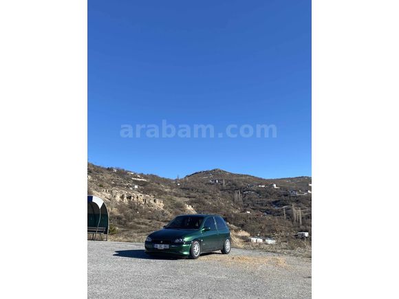 Opel Corsa 1.6 GSi   WAUXHALL SADECE DEĞERİNİ BİLENE