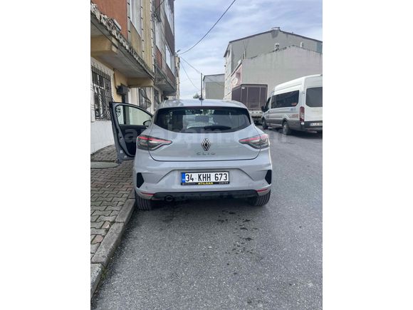 Sahibinden Renault Clio 1.0 TCe Evolution 2024 Model  40.000 km Gri