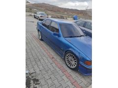 Sahibinden BMW 3 Serisi 318i Standart 1993 Model  320.000 km Mavi (metalik)
