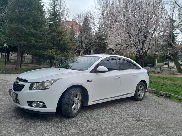 Acil Satılık Chevrolet Cruze 1.6 LT Plus 2012 Model
