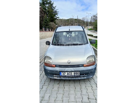 MEMURDAN TEMİZ MASRAFSIZ 1.4 RTE LPG'Lİ KLİMALI OTOMOBİL RUHSATLI KANGOO
