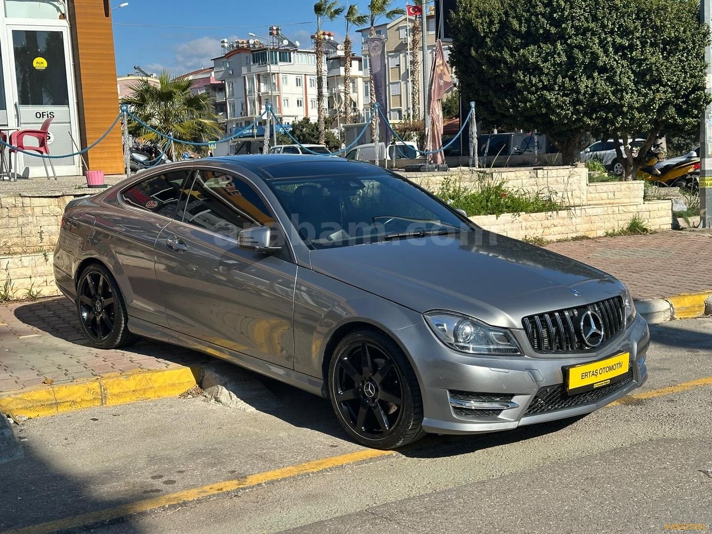 Galeriden Mercedes - Benz C 180 BlueEFFICIENCY AMG 2012 Model Antalya 222.000 km Füme 1