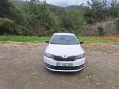 Sahibinden Skoda Rapid 1.6 TDI Spaceback Elegance 2015 Model  320.000 km Beyaz