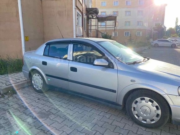 MEMURDAN TEMİZ MASRAFSIZ OTOMATİK VİT. OPEL ASTRA 1.6 BENZİN LPG