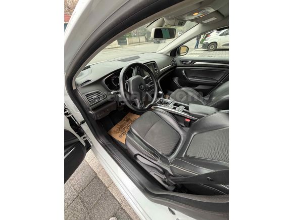 Sahibinden Renault Megane 1.5 Blue DCI Icon 2020 Model 