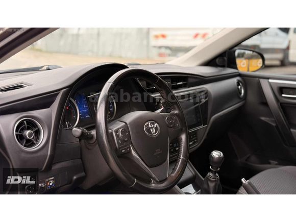 HATASIZ BOYASIZ TRAMERSİZ 2016 MAKYAJLI COROLLA TOUCH 83Km