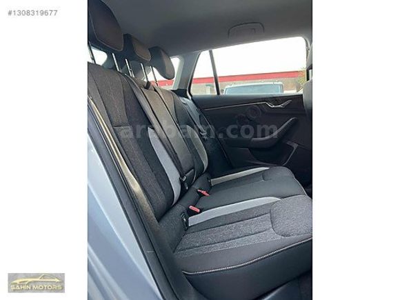 2022 SKODA SCALA 1.0 TSİ PREMİUM 2 BOYA SERVİS BAKIMLI 118BİNDE