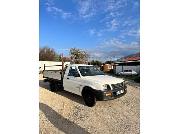 Sahibinden Mitsubishi L 200 4x2 Pick Up 2000 Model