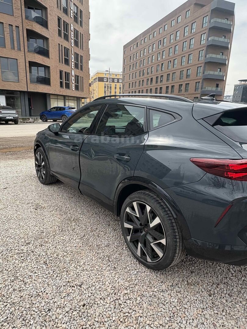 Sahibinden Cupra Formentor 1.5 e-TSI Mhev Impulse 2025 Model 6