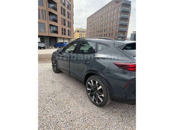 Sahibinden Cupra Formentor 1.5 e-TSI Mhev Impulse 2025 Model 