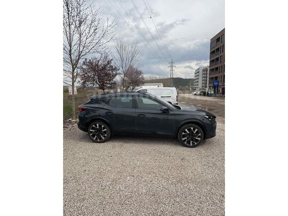 Sahibinden Cupra Formentor 1.5 e-TSI Mhev Impulse 2025 Model 