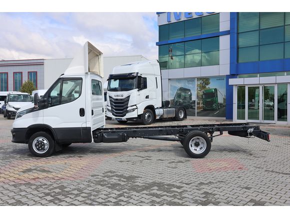 BÜYÜKSOYLU BEYSOY'DAN 2021 DAILY 35 C 16 4100 ŞASE KAMYONET