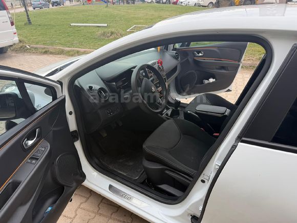 Renault Clio 09 TCE Joy