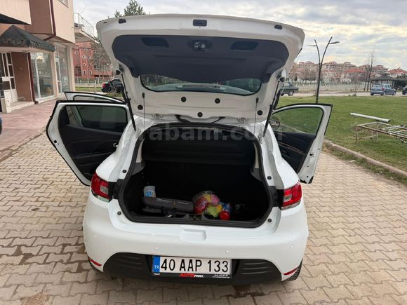 Renault Clio 09 TCE Joy