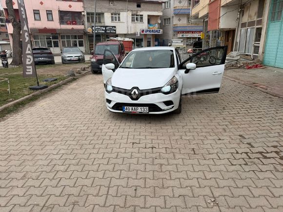 Renault Clio 09 TCE Joy