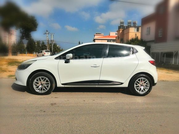 Hatasız Boyasız Değişensiz Renault Clio 1.2 Joy 2015 Model