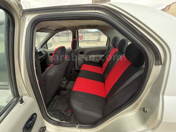 Galeriden Dacia Logan 1.4 Ambiance 2006 Model Kars