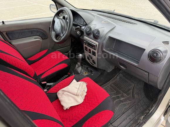 Galeriden Dacia Logan 1.4 Ambiance 2006 Model Kars