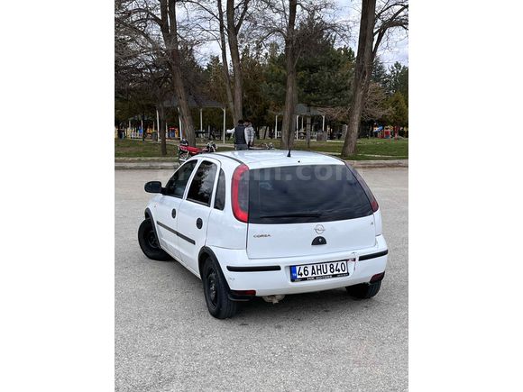 Sahibinden Opel Corsa 1.2 Club 2003 Model 