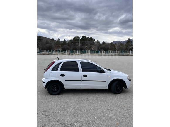Sahibinden Opel Corsa 1.2 Club 2003 Model 