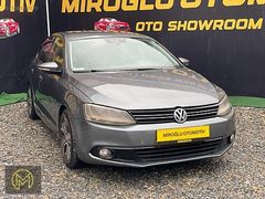 215.000TL PEŞİNATLA ELDEN SENETLİ VOLKSWAGEN JETTA