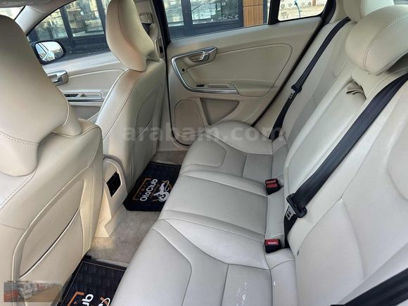 SİYAH İNCİ VOLVO S60 2018 MODEL