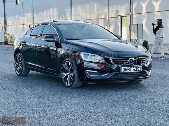 SİYAH İNCİ VOLVO S60 2018 MODEL