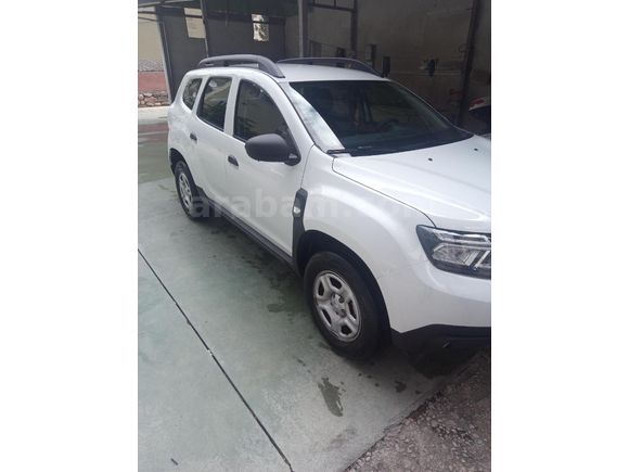 Sahibinden Dacia Duster 1.0 Tce Comfort 2022 Model  34.000 km Beyaz