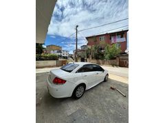 17 06 2028 yeni muayene li Fiat Linea 1.3 Multijet Active Plus 2012 Model  213.000 km Beyaz