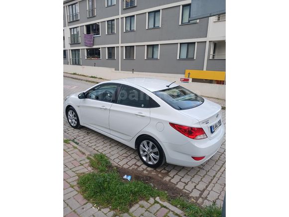 Sahibinden Hyundai Accent Blue 1.4 D-CVVT Mode Plus 2017 Model