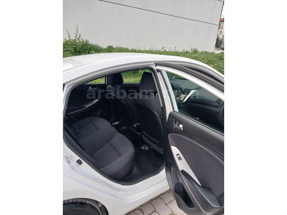 Sahibinden Hyundai Accent Blue 1.4 D-CVVT Mode Plus 2017 Model
