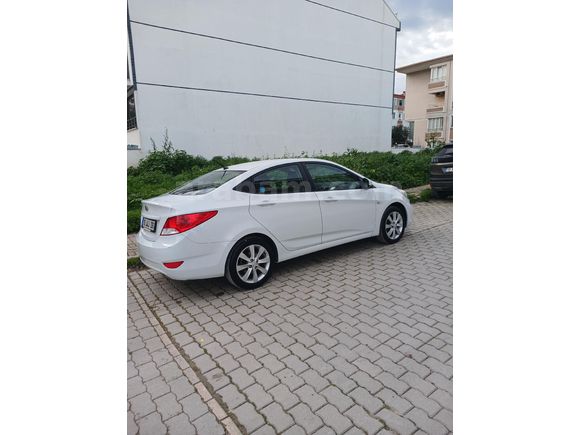 Sahibinden Hyundai Accent Blue 1.4 D-CVVT Mode Plus 2017 Model