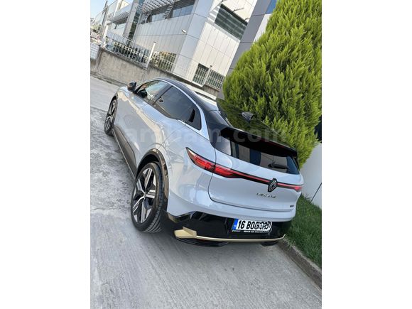 Sahibinden Renault Megane E-Tech Iconic 2023 Model Bursa