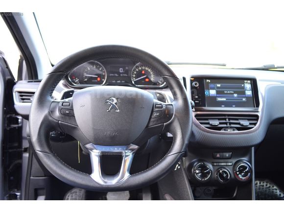 PEUGEOT 2008 HATASIZ OTOMATİK 44 BİN KM