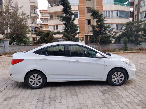 Sahibinden Hyundai Accent Blue 1.6 CRDI Prime 2017 Model