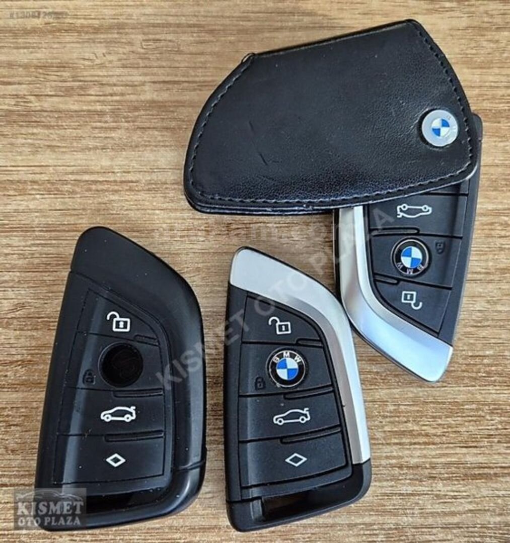 BMW İX3 eDrive30 HATASIZ BOYASIZ KREDİ, KREDİ KARTINA 12TAK 3