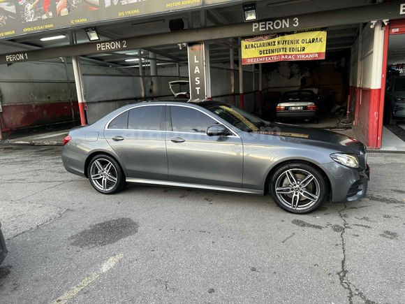 Sahibinden 2018 çıkışlı E 180 AMG 2017 Model 160.000 km 