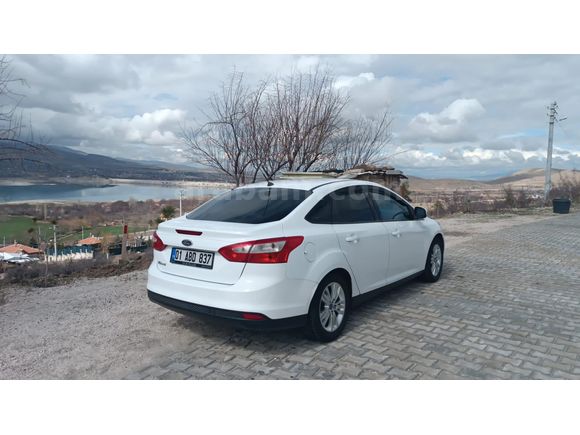 Sahibinden Ford Focus 1.6 Ti-VCT Trend X 2012 Model